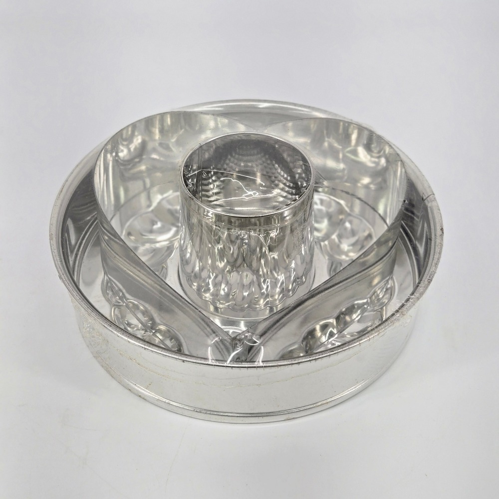 The Pampered Chef 3-Piece Springform Pan Set Heart Bundt Insert Vintage 9" Y2K